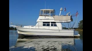 39 ft Mainship Trawler Video